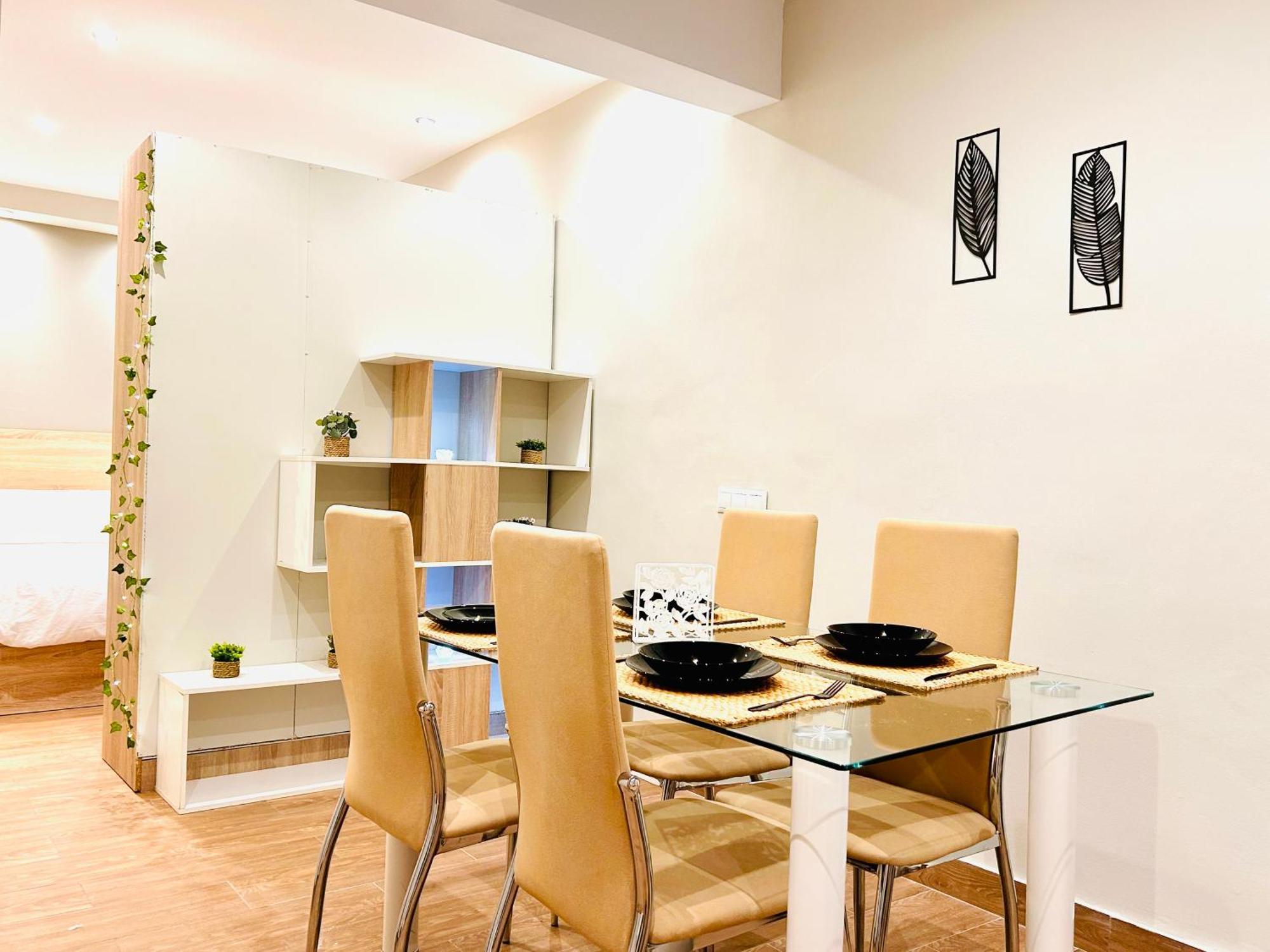 Plaza De Andalucia Con Parking Apartment *