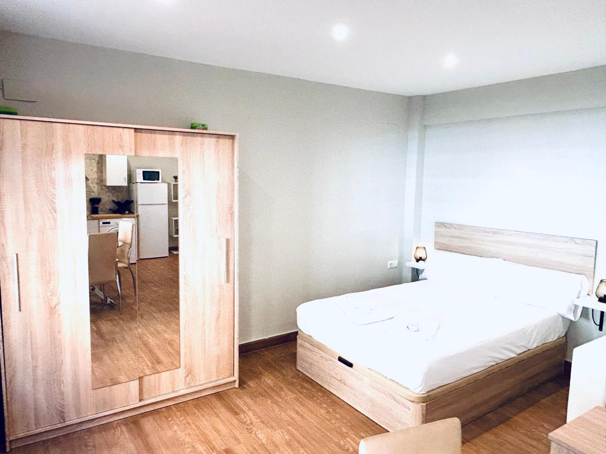 Appartamento Plaza De Andalucia Con Parking *